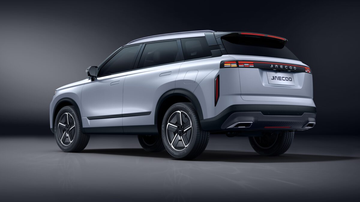 Jaecoo 7 SUV back